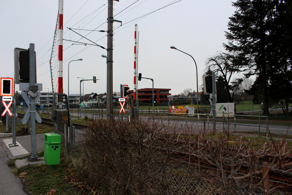 BB Oberlochauerbach Hochwasserschutz Weg und Bachbett BF B F 11-12-2020 _1_.JPG