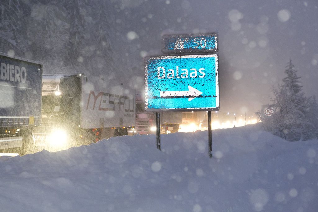 S16-DalaasSchneestau04.jpg