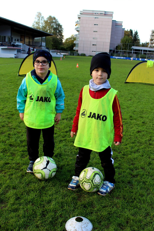 Budget Symbolfoto F FUSSBALL Kunstrasenplatz 18-01-2021 _4_.JPG