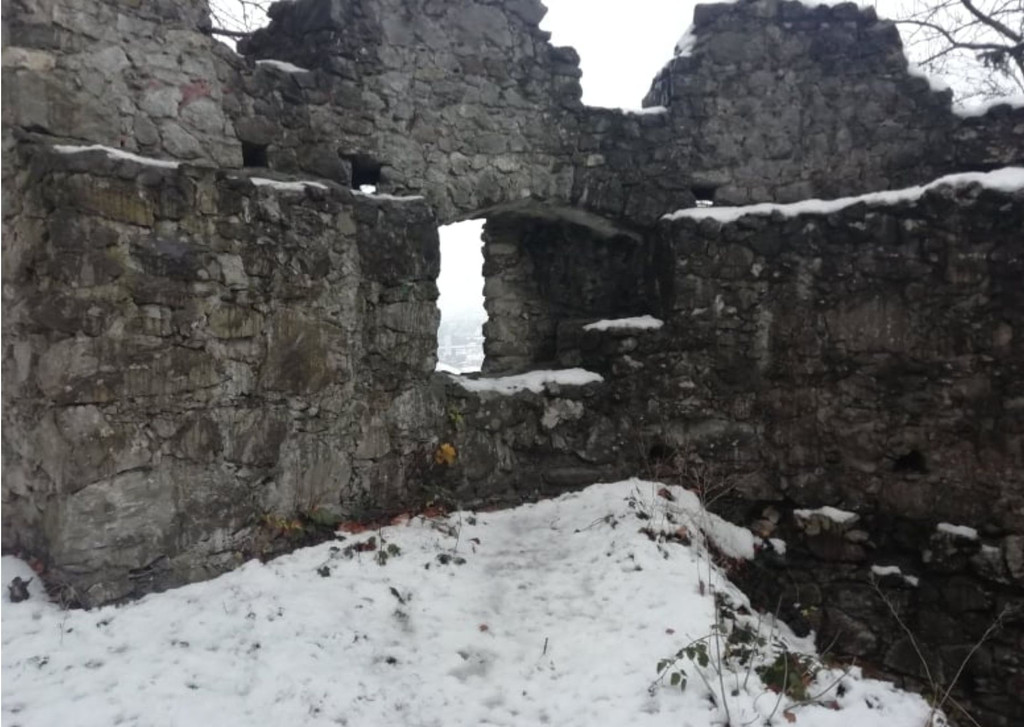 burgruine4.jpg