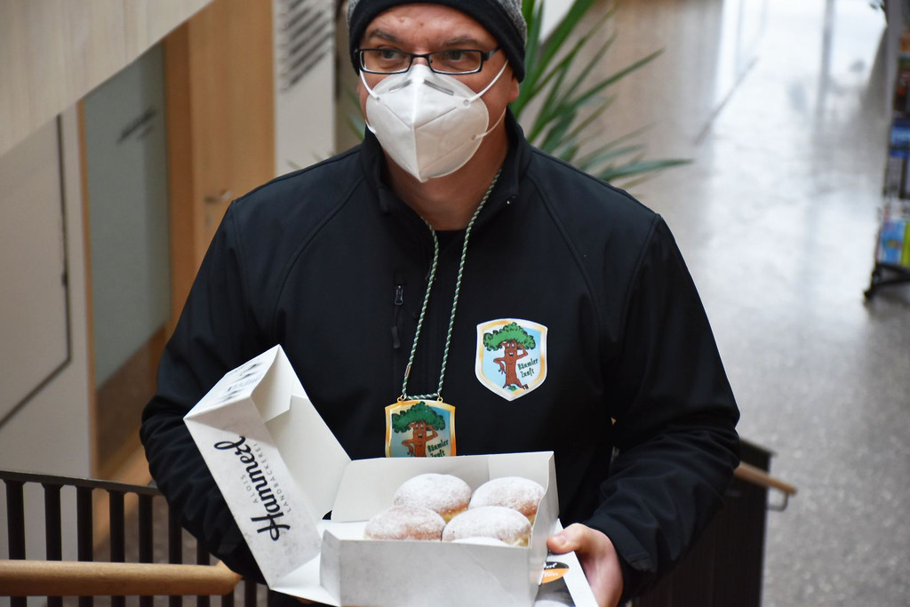 03_DSC_0989_Krapfenverteilung.jpg