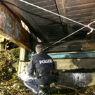 Jugendliche zünden Brück an
