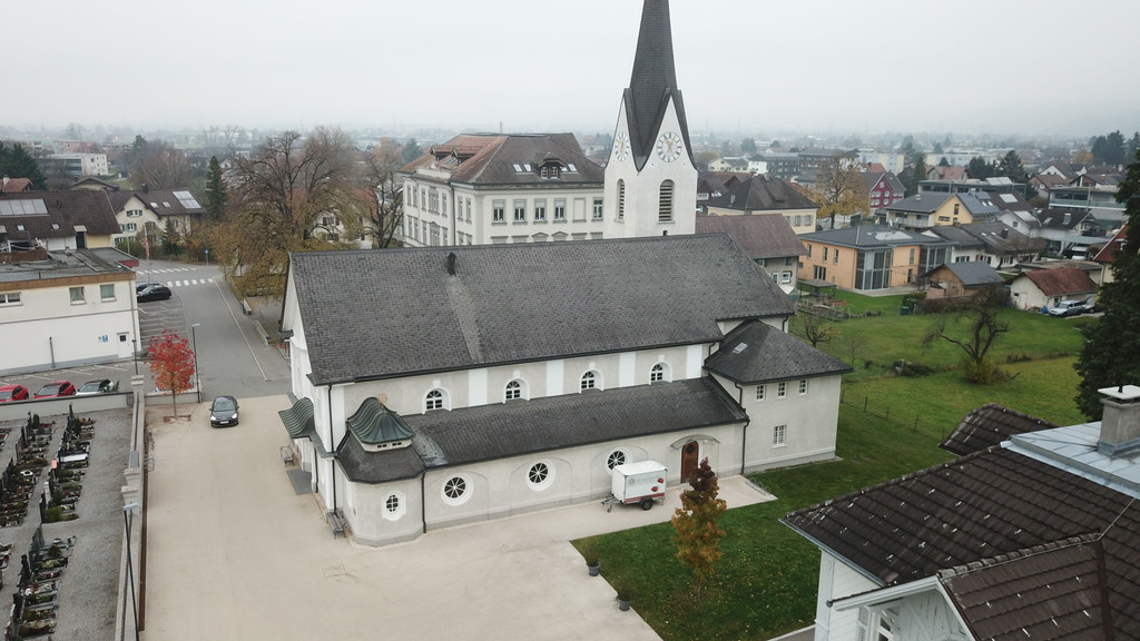 15422191.jpg