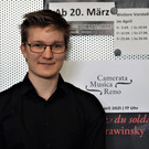 Kontrabassist Darius Grimmel.JPG