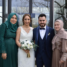 Ümmü Gülsüm Ari und Berat Türk feierten ihre standesamtliche Hochzeit.