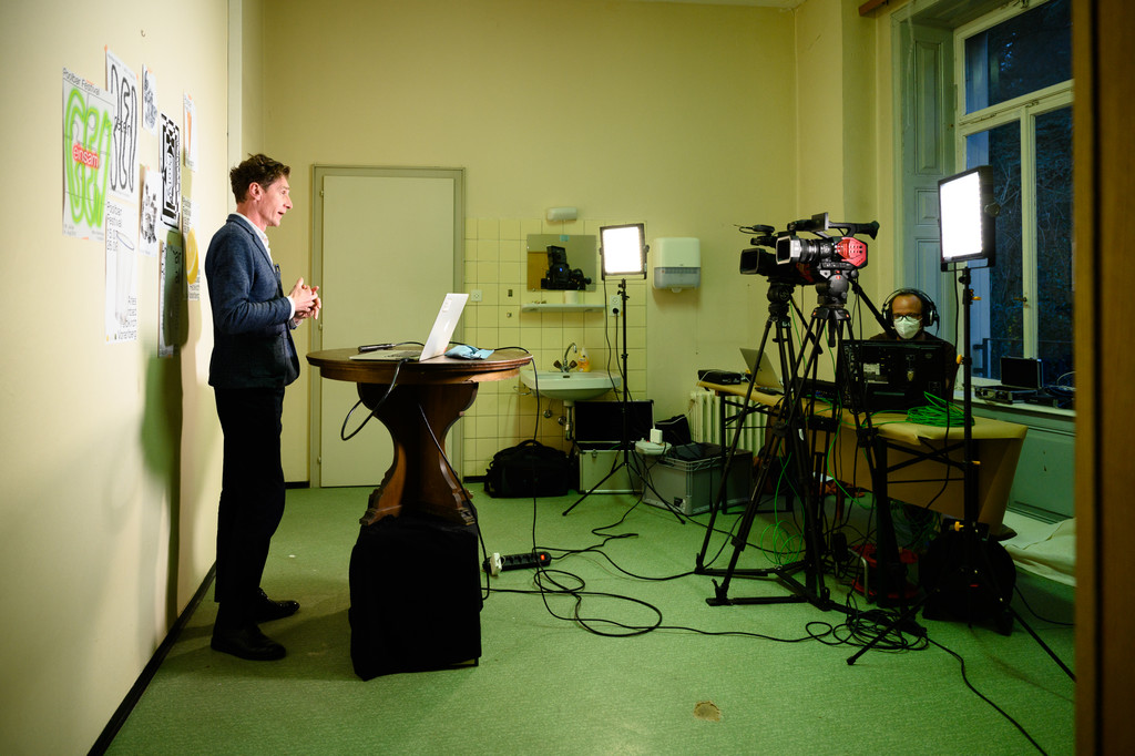 2021_0326_Poolbar_Generator _11_.jpg