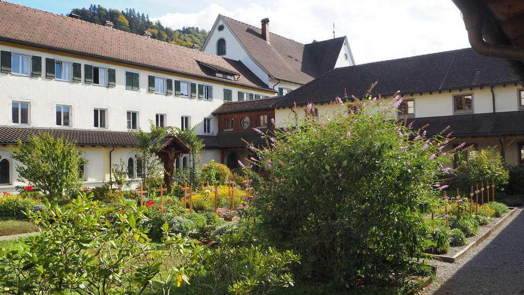 Kloster Gwiggen_ Innnenhof_ Bild Egle Christof.jpg