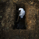 APTOPIX_Virus_Outbreak_India_Funerals_Photo_Gallery_20746.jpg