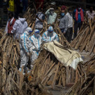 Virus_Outbreak_India_Funerals_Photo_Gallery_44483.jpg