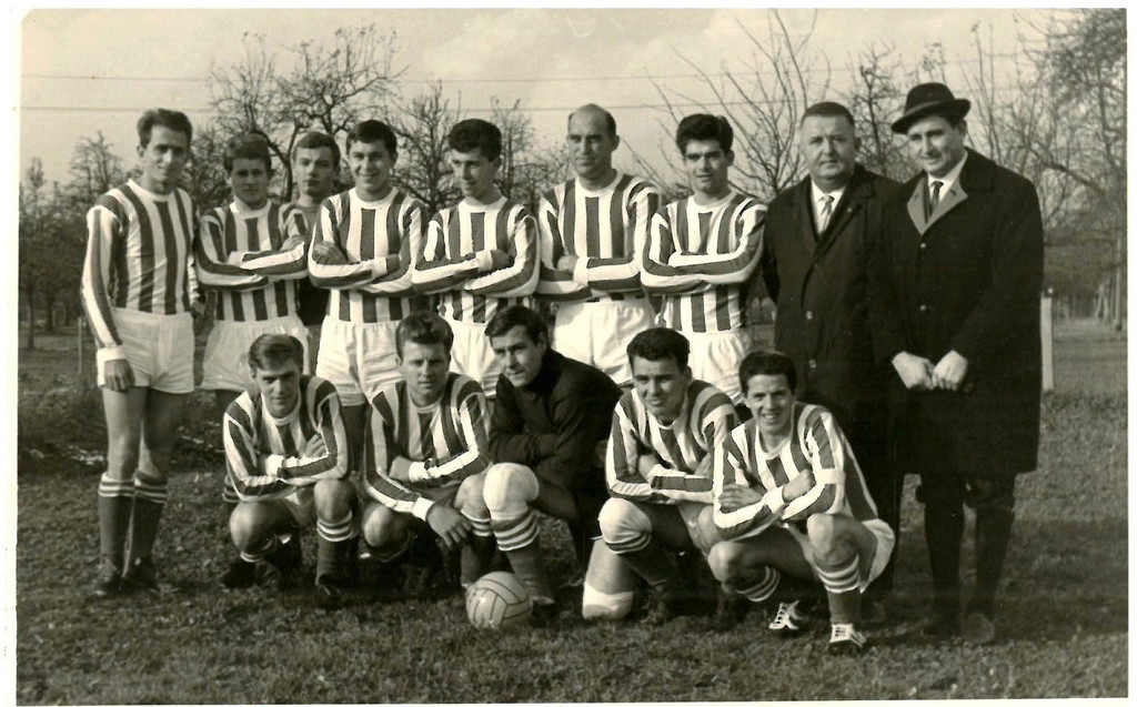 Sportverein Lochau FUSSBALL BU 2 - FUSSBALL 1963 Team SVL 1 f__r Bericht 75 Jahre April 2021.jpg