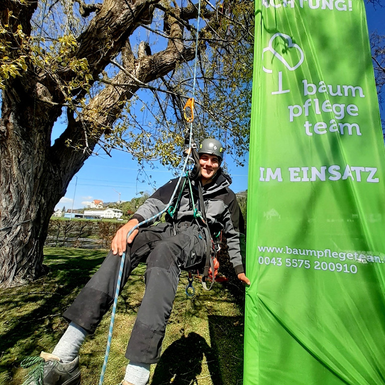 Baumpflege am See TEAM Gieselbrecht aus Langen 03-05-2021 _5_.jpg