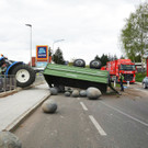 Spektakulärer Traktorunfall