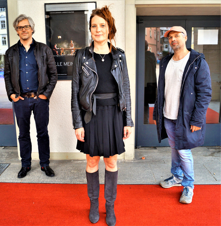 Musikalischer Leiter Tilman Ritter_ B__hnen- und Kost__mbildnerin Ines Burisch und Regisseur Niklas Ritter.JPG
