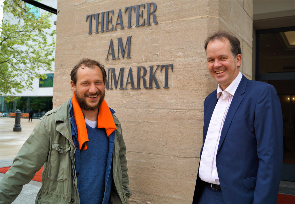 Schauspieler Felic D__fer und Dramaturg Ralph Blase.JPG