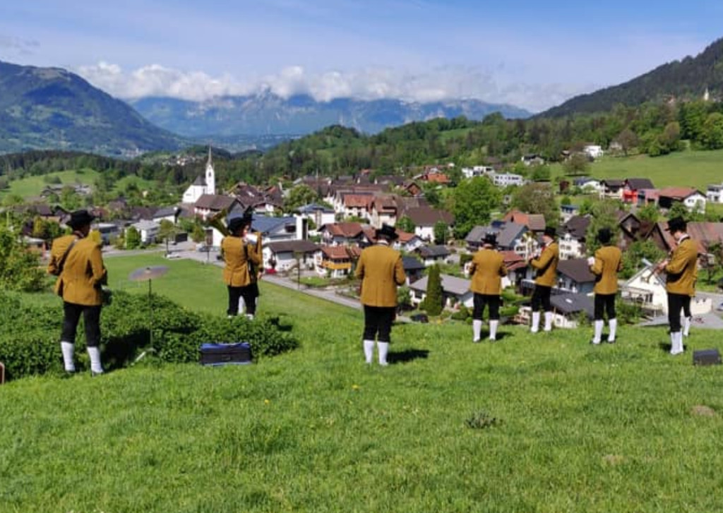 gmschnifis1.jpg