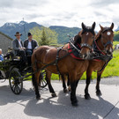 Pferdegespann mit Kutschern Martin Metzler und Johannes Fink.jpg