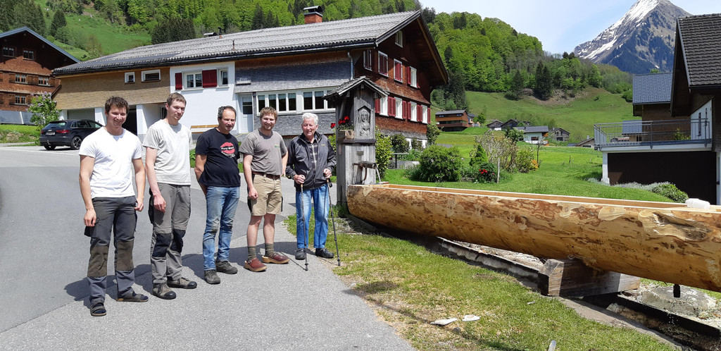 Brunnenbauerfamilie Muxel_ Rehmen.jpg