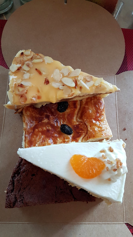 F Musikverein KUCHENAKTION statt Dorffest co SCHMID 26-07-2020 _5_.jpg