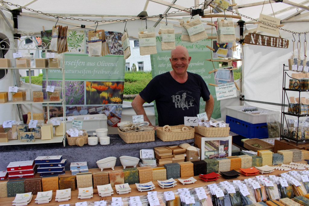 Kunstmarkt am Kaiserstrand ORG T__pferei G__ttinger 20-06-2021 _16_.JPG