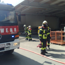 Dachstuhlbrand bei Standstrahlfirma Längle in Klaus