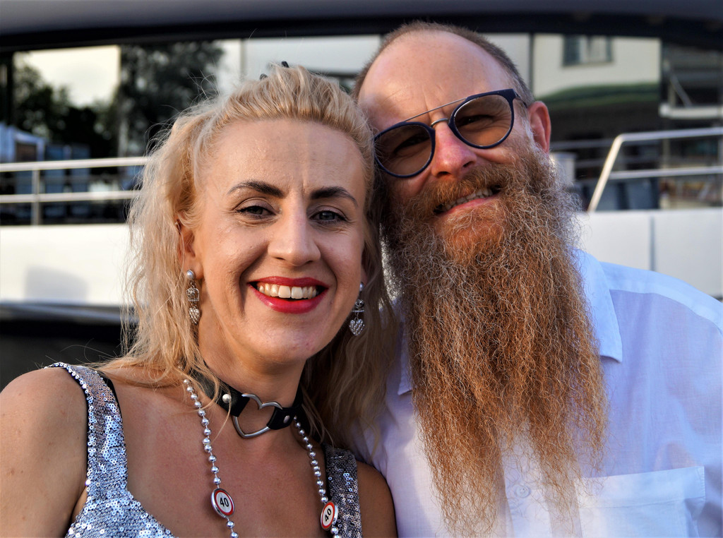 Emilia Czechorowwsky feierte mit Freunden und Ehemann Arek ihrn 40er auf der Sonnenk__nigin.JPG