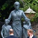 Statue von "Lady Di" enthüllt