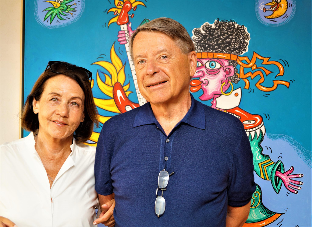 Elke und Herbert Alber m__gen den au__ergew__hnlichen K__nstler.JPG