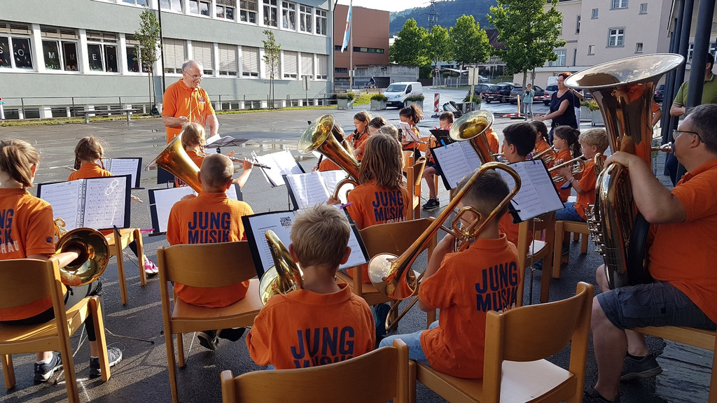 Musikverein RASSELBANDE A Auftritt Volksschule 29-06-2021 _6_.jpg