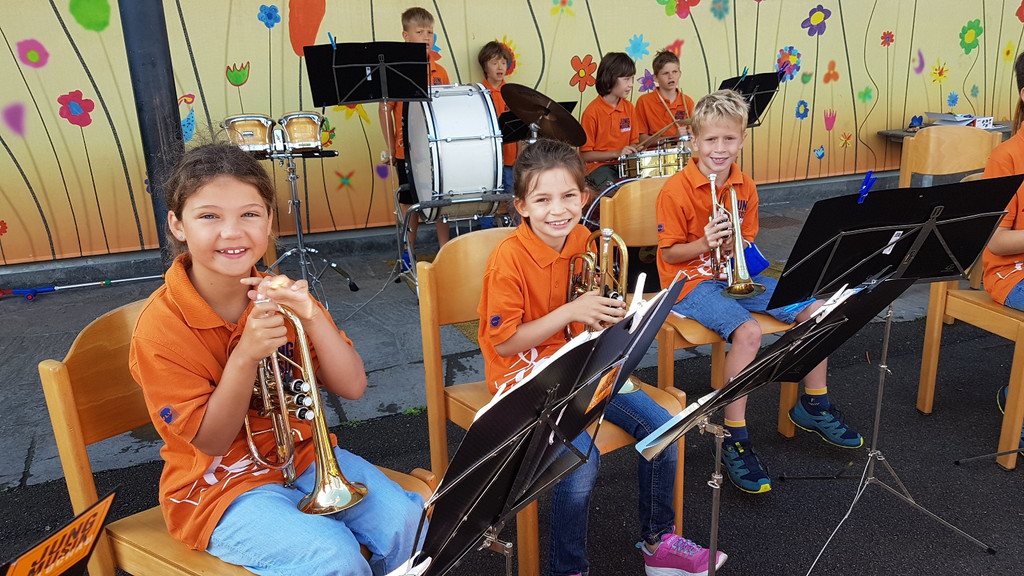 Musikverein RASSELBANDE A Auftritt Volksschule 29-06-2021 _14_.jpg
