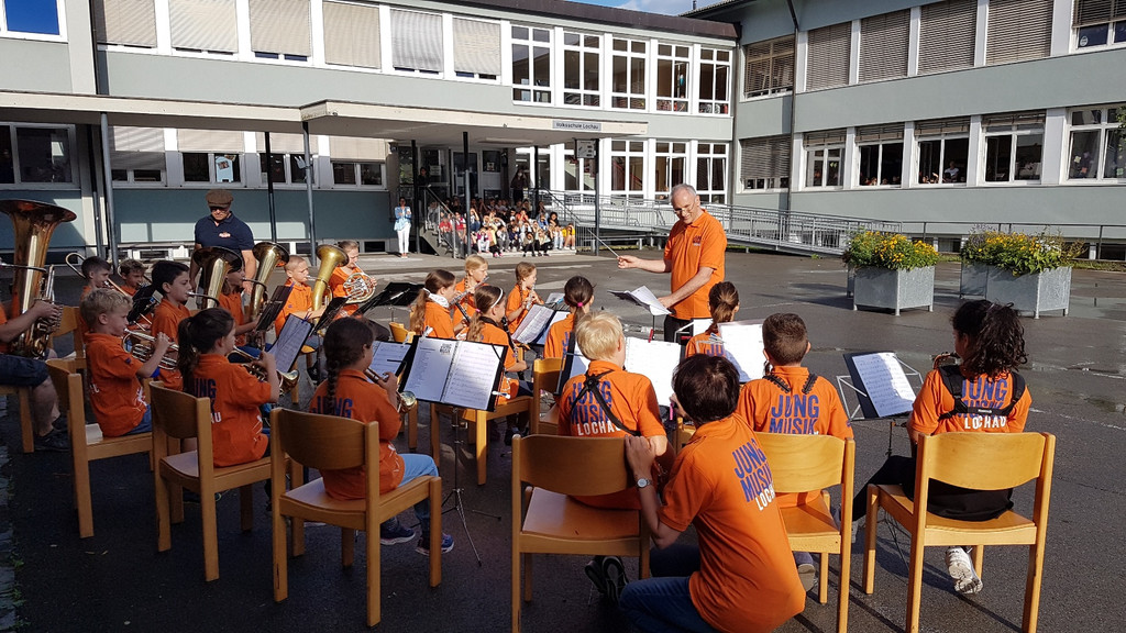 Musikverein RASSELBANDE A Auftritt Volksschule 29-06-2021 _7_.jpg