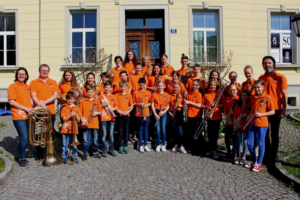 Lochau Musikverein D__mmerschoppen Pfarrplatz TERMIN Juli 2021 B JUNGMUSIK _5_.JPG