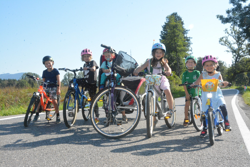 Kinder erobern das Ried f__r sich.jpg