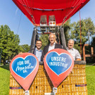3_IV-Gesch__ftsf__hrer Christian Zoll und IV-Pr__sident Martin Ohneberg im IV-Hei__luftballon_c Sams.jpg