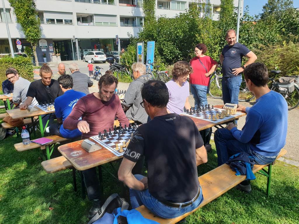Schach_im_Park_18_9_2021 _51_.jpg