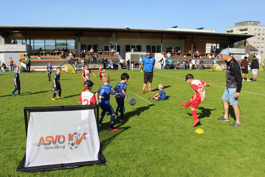 Fu__ball NACHWUCHS U7 Turnier C Spiel 25-09-2021 _11_.JPG