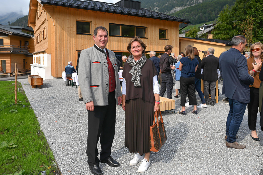 Richard Bigeri vom Heimatpflegeverein und Marcela Moosbrugger.jpg