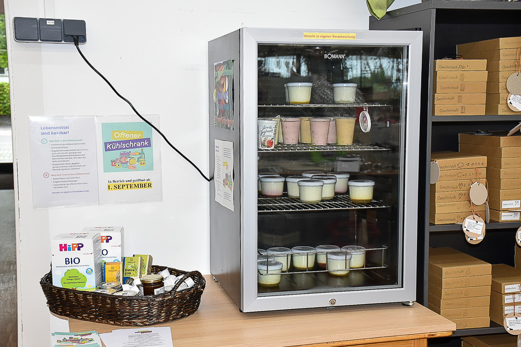 20210916_Offener K__hlschrank.jpg