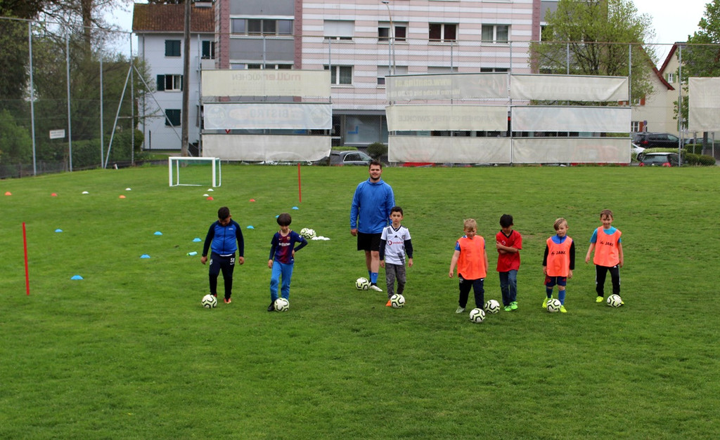 Lochau Fu__ball TRAINING A NACHWUCHS Symbolfoto _9_.JPG