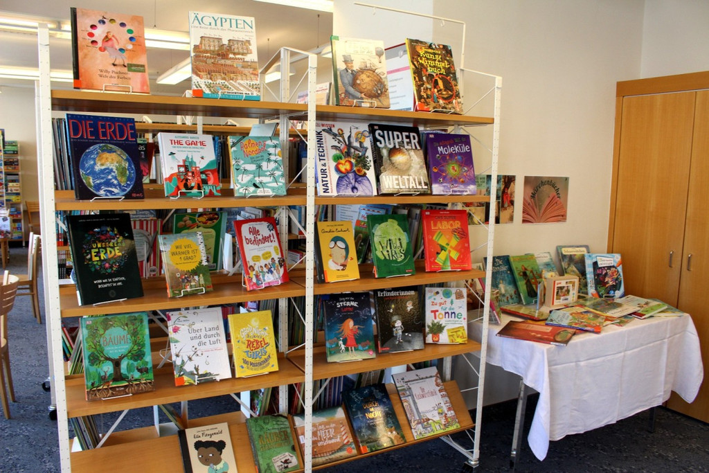 B__cherei als SCHULBIBLIOTHEK Klassenbesuch VS Oktober 2021 _20_.JPG