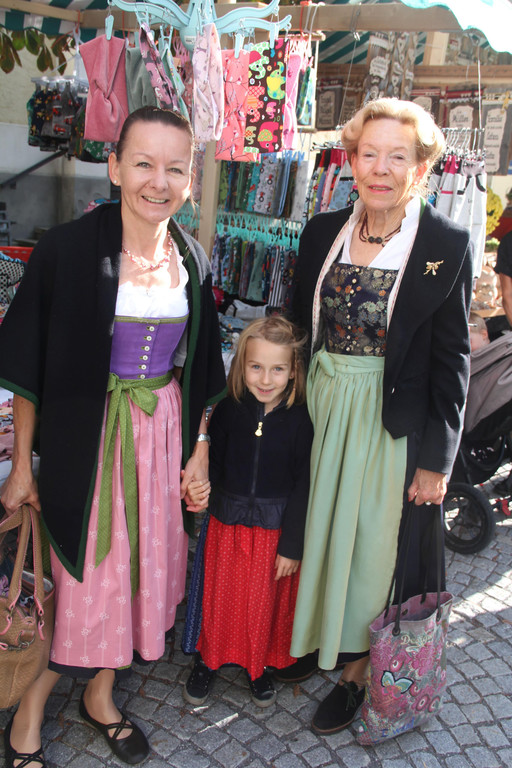 Elke_ Ida_ Irmgard.jpg