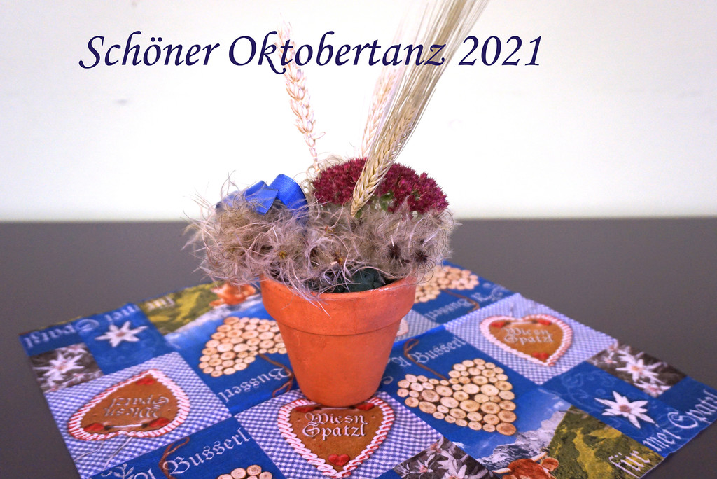 01_ Oktober 2021.jpg