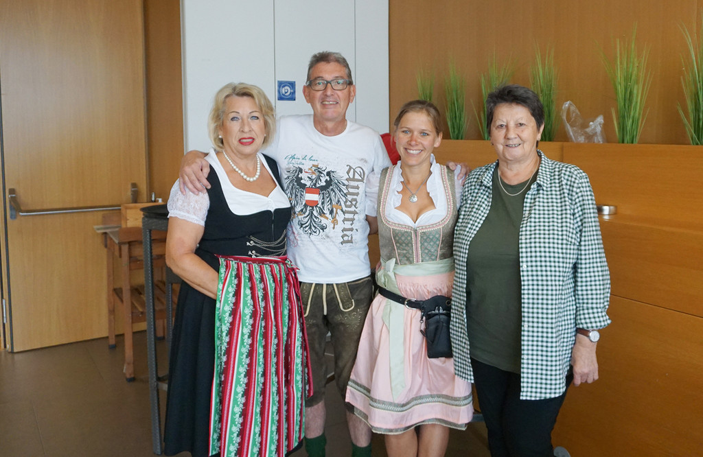 02_ Oktober 2021.jpeg