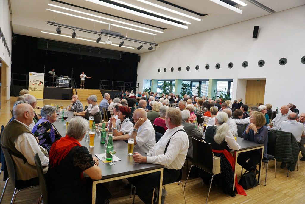 04_ Oktober 2021.jpeg