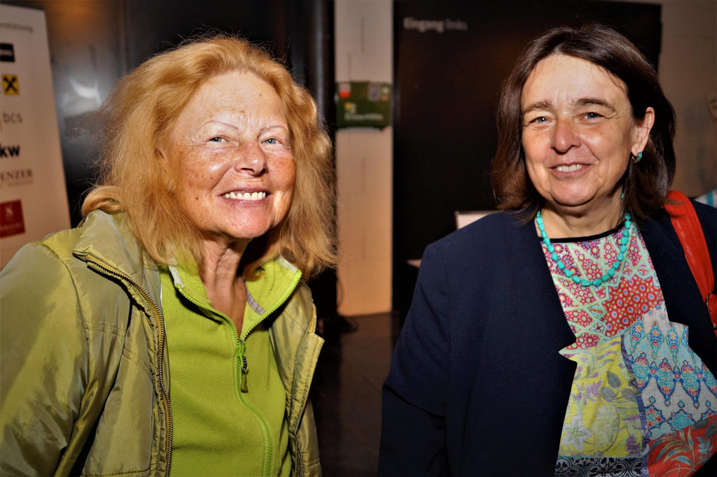 Ilse Samman und Veronika Verzetnitsch sind Stammg__ste.JPG