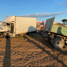 Kollision von Klein-Lkw mit Traktor in Altenmarkt im Thale/Hollabrunn: Bilder der Unfallstelle