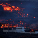 2021-10-19T090305Z_446771423_RC2UCQ98KT8K_RTRMADP_3_SPAIN-VOLCANO.JPG