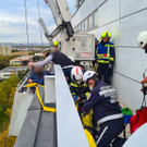 Arbeiter aus Fensterputz-Gondel gerettet