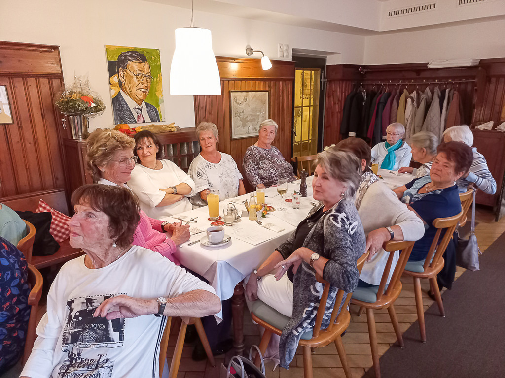 20211020_Verabschiedung Sigrid Kolm Vorturnerin-2.jpg