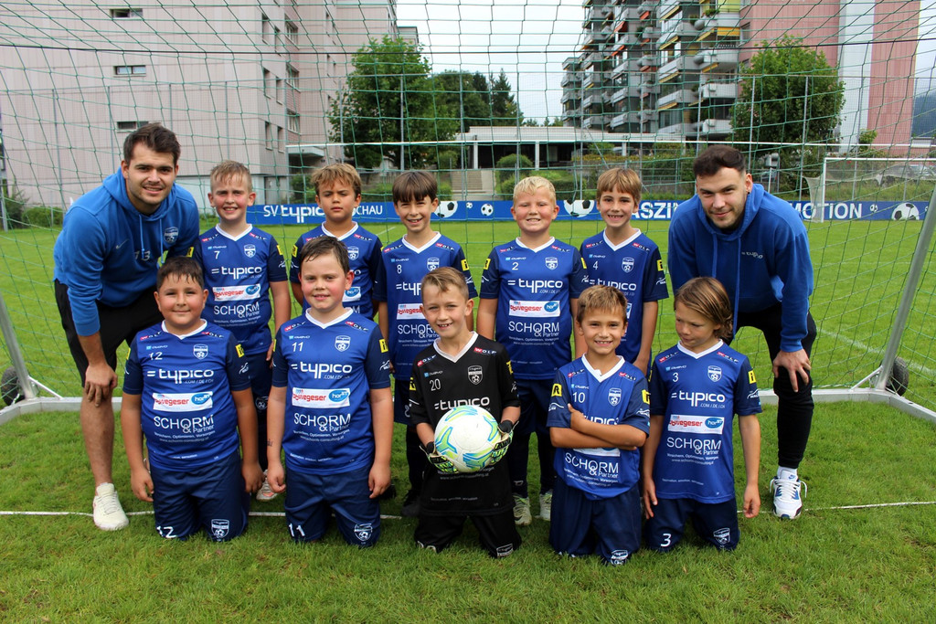 Lochau VOL Fu__ball SVL gegen Bezau HEIMSPIEL U09 Team November 2021.JPG