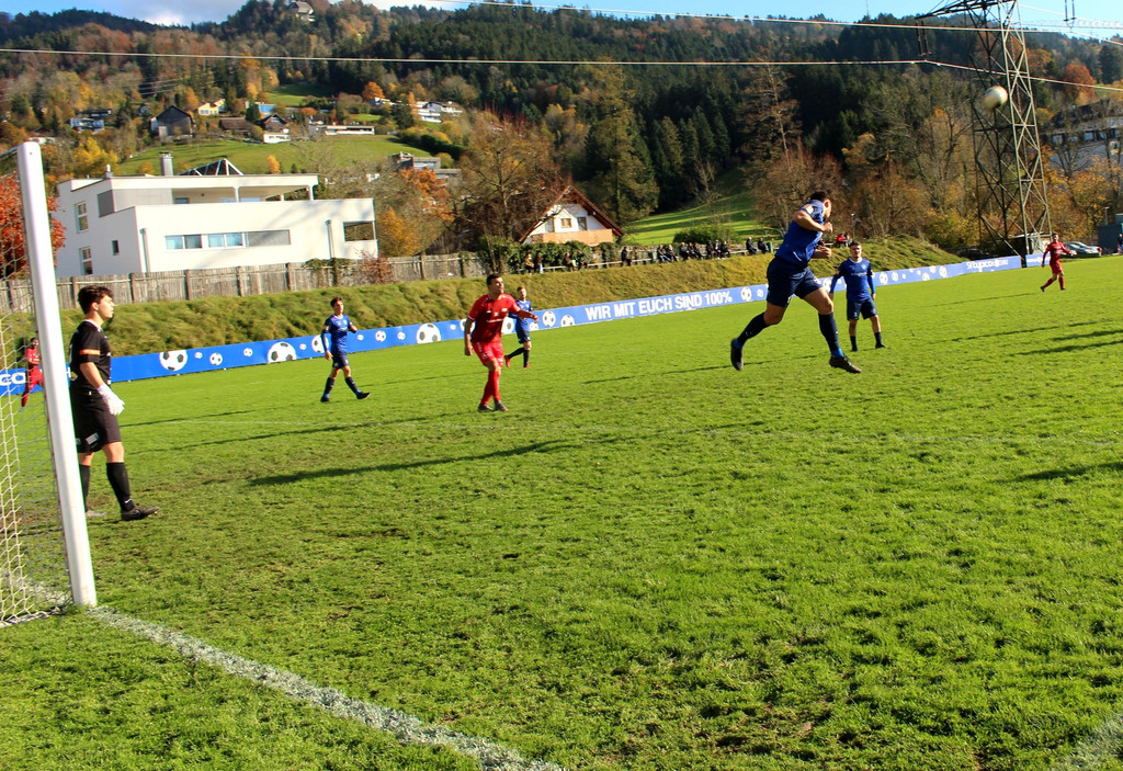 Fu__ball SVL Spiel gegen Bezau WINTERK__NIG 06-11-2021 _8_.JPG